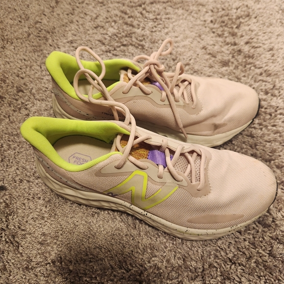 Fresh Foam Arishl v4 - Picture 3 of 3